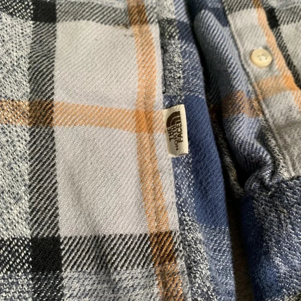 The North Face Shirt Mens Medium Blue Plaid Flannel Long Sleeve Button Up Casual